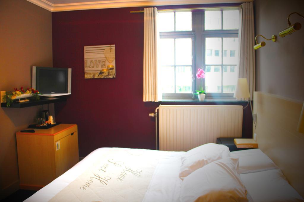 Story' Inn Bruselas Habitación foto
